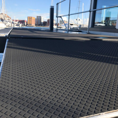 rubber matting for boat docks